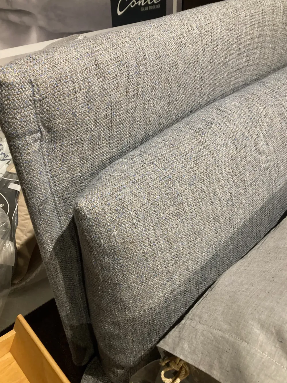 Noctis Letto matrimoniale moderno Nebbia a prezzo ribassato- Letti