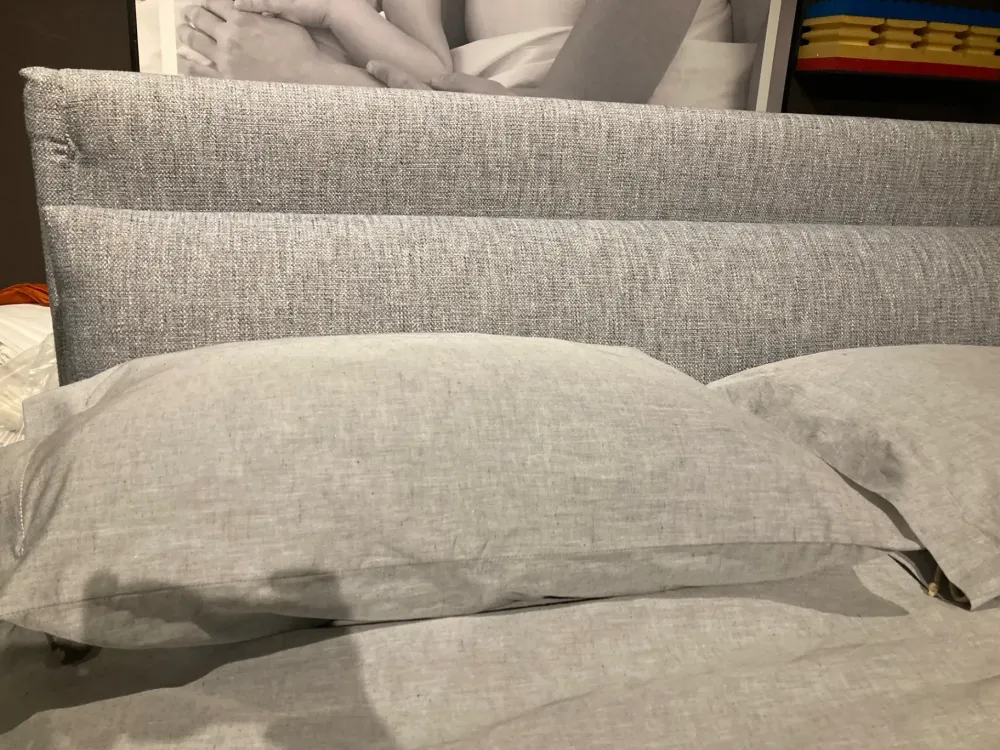 Noctis Letto matrimoniale moderno Nebbia a prezzo ribassato- Letti