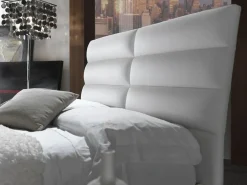 Clearance Letto matrimoniale Rodari con uno sconto del 50% Letti
