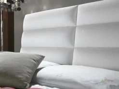 Clearance Letto matrimoniale Rodari con uno sconto del 50% Letti