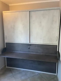 Outlet Letto moderno a scomparsa Hiro armadio a prezzo scontato Letti