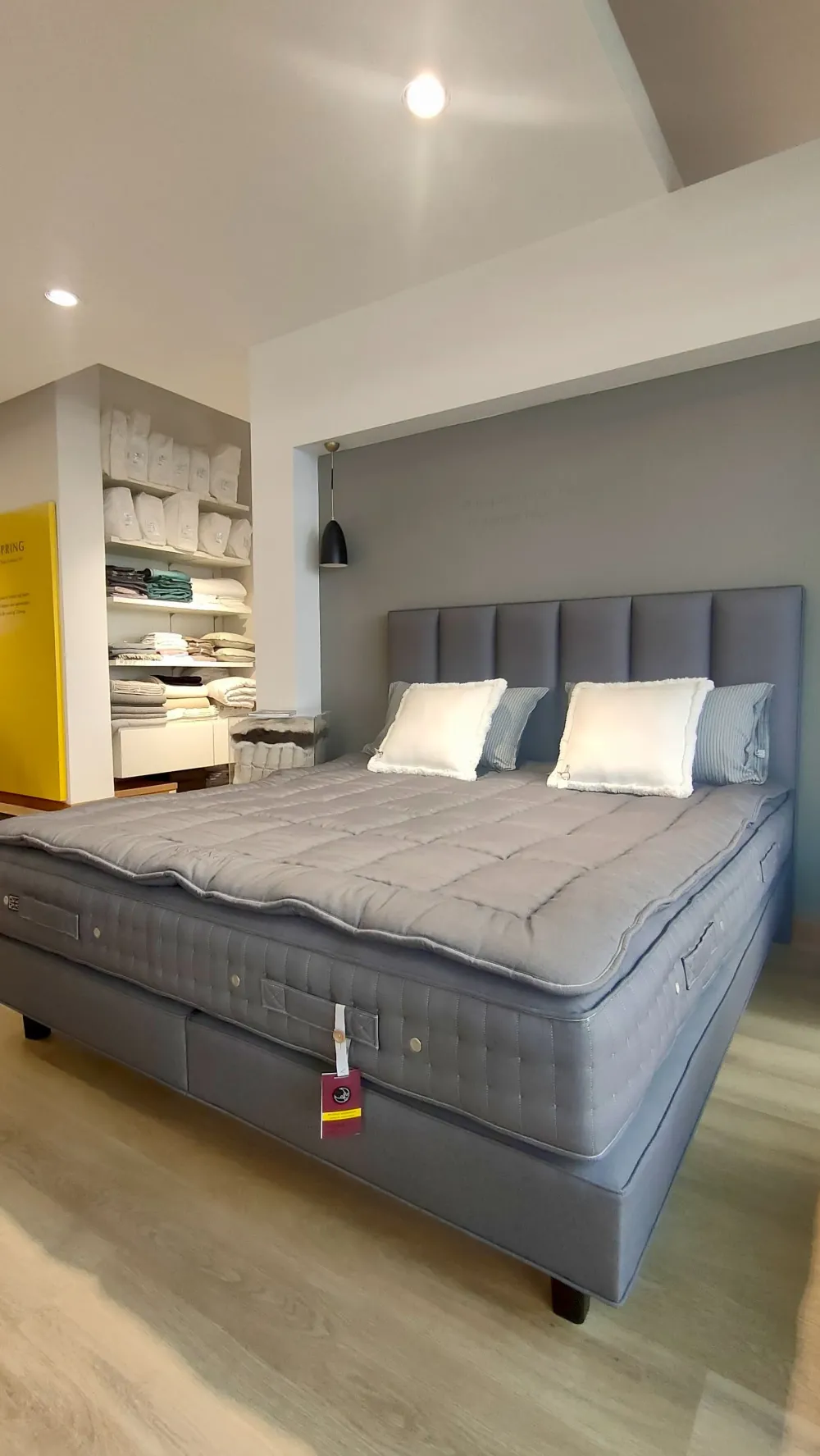 Letto moderno Baronet superb scontato 25%^Vispring