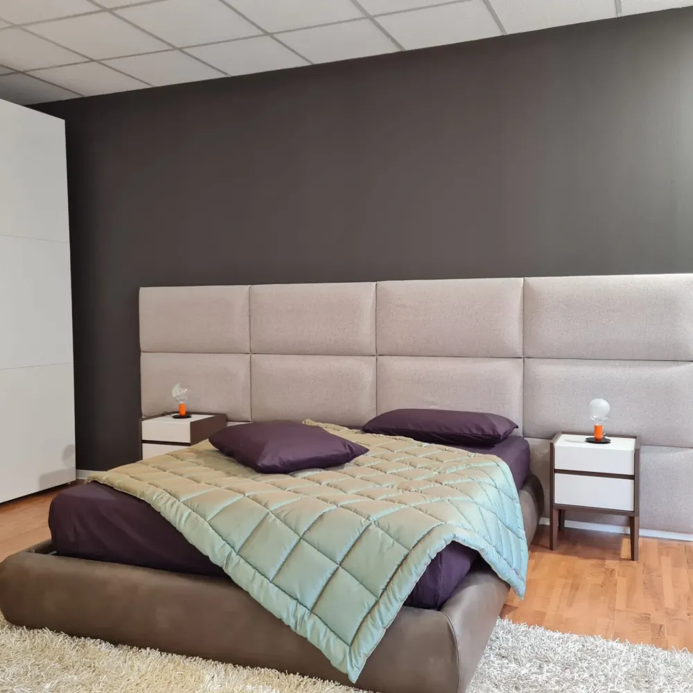 Conte Letto moderno con nitore Boiserie a prezzo ribassato- Letti