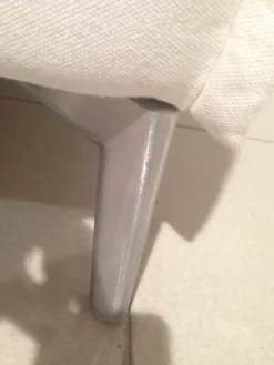 Letto moderno con gambe Tim a prezzo scontato^Felis Online