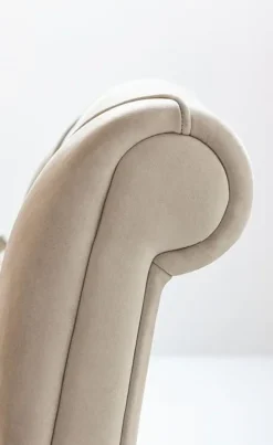 Twils Letto moderno con piedini Dorian a prezzo scontato- Letti