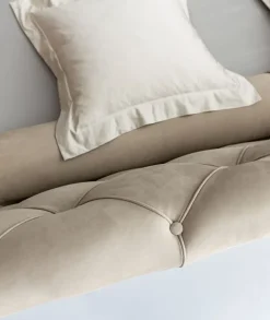 Twils Letto moderno con piedini Dorian a prezzo scontato- Letti