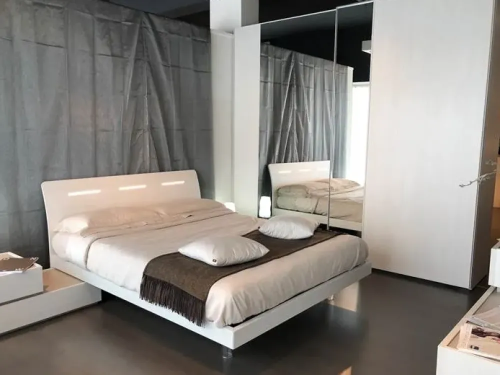 Letto moderno Curve led con un ribasso del 30%^Orme New