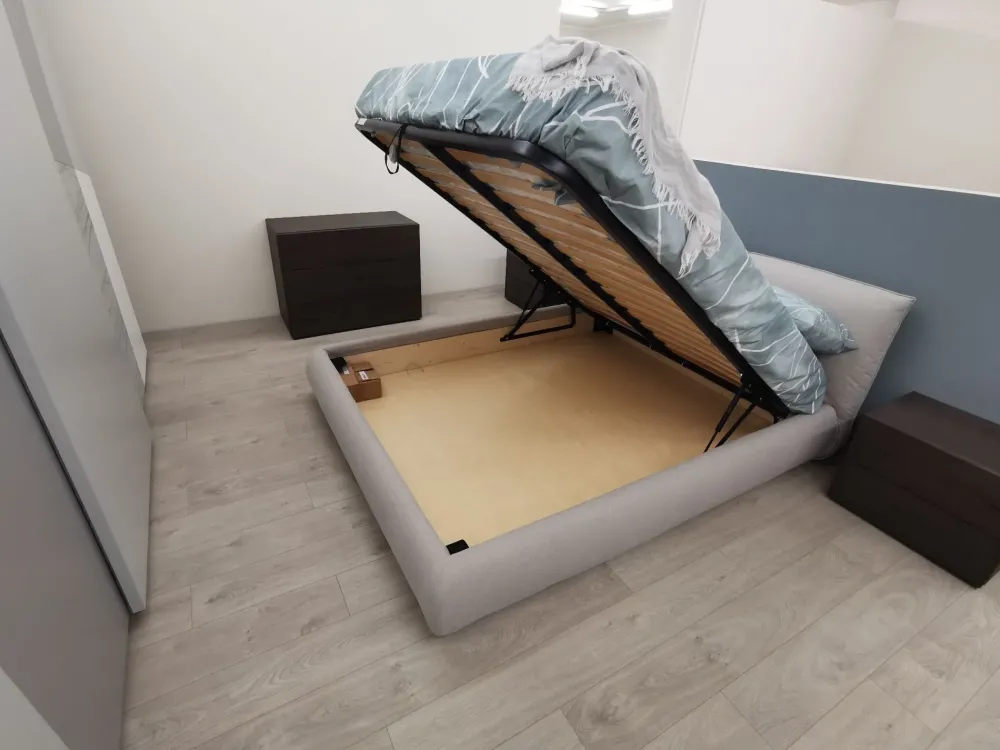 Sale Letto moderno Venus con un ribasso del 29% Letti