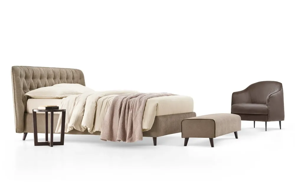 Artigianale Letto Mtre letto imbottito in pelle SCONTATO a PREZZI OUTLET- Letti