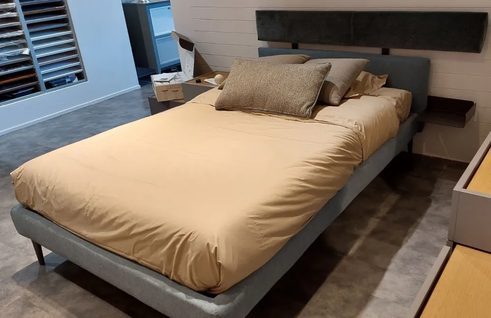 Letto piazza e mezzo con piedini Denver a prezzo scontato^V&nice Hot