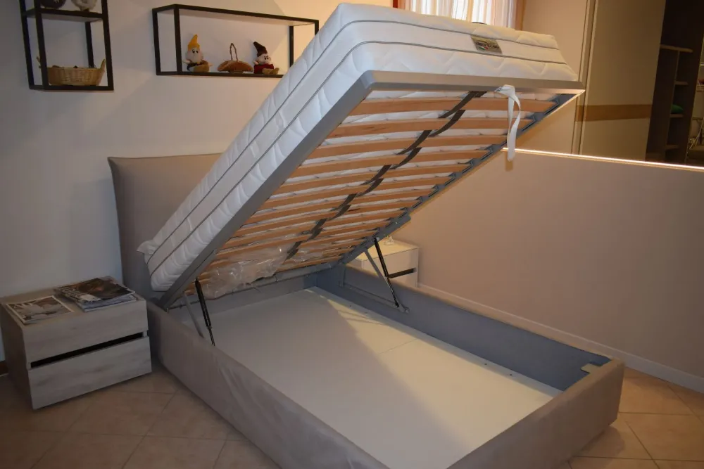 Discount Letto piazza e mezzo con contenitore Letto web a prezzo scontato Letti