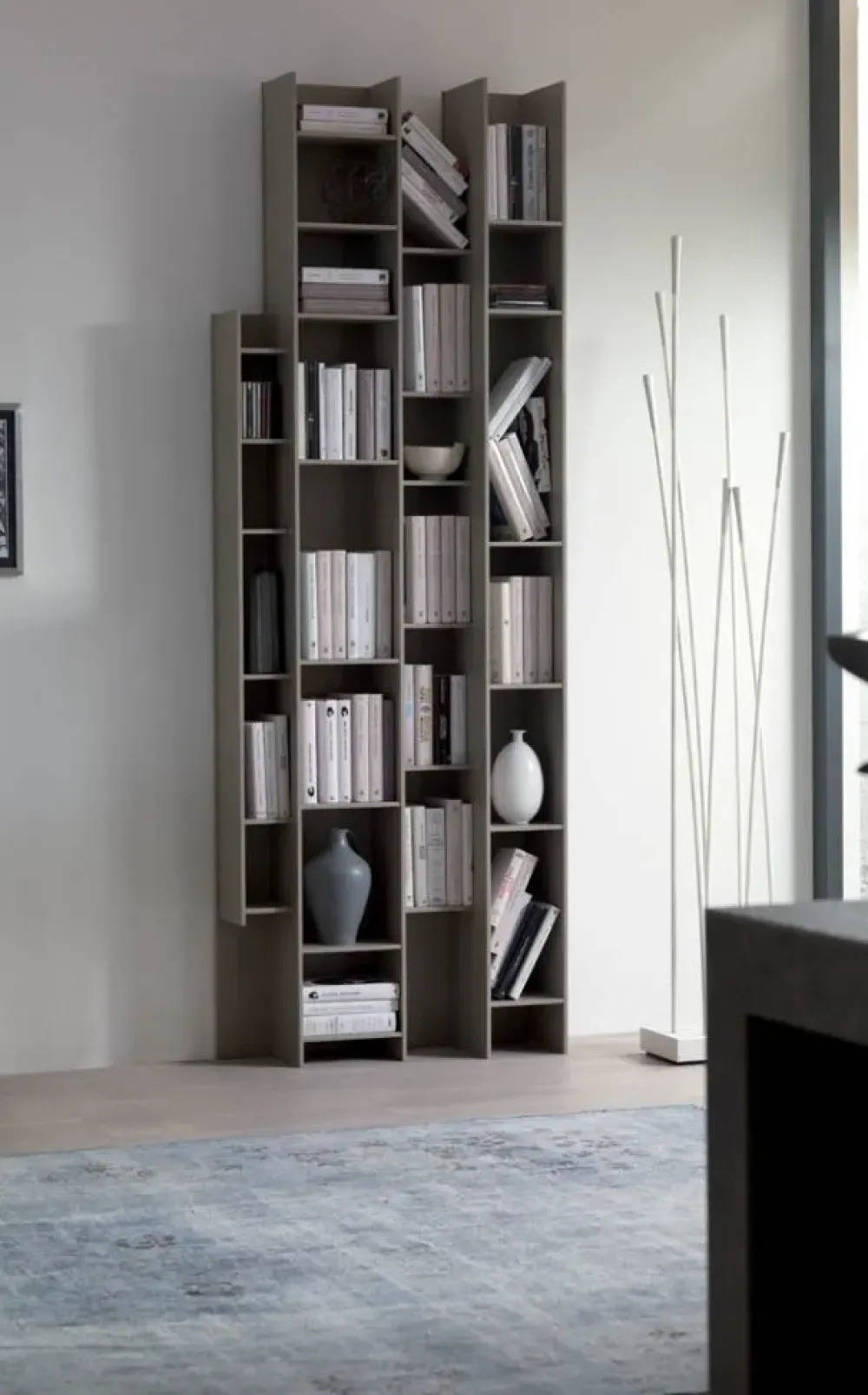 Libreria Byblos in stile moderno di in OFFERTA OUTLET affrettati^Ozzio Best