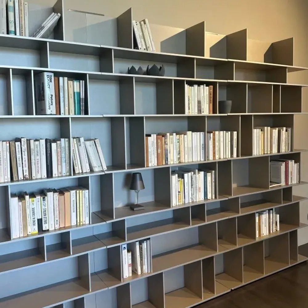 Cattelan Italia Libreria in laccato opaco a prezzo Outlet: scopri Wally- Librerie