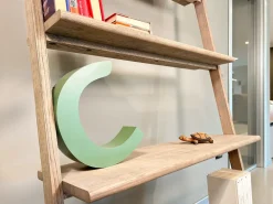 Libreria Libreria a terra di : richiedi ora il prezzo riservato^Devina Nais Online