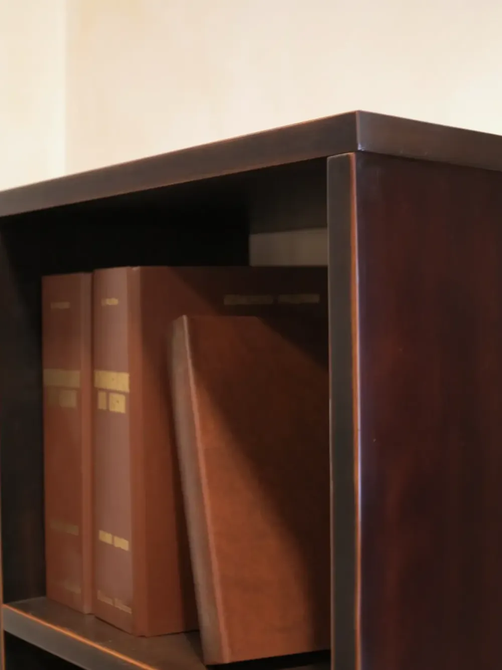 Meroni Ugo & Figli Libreria in legno in Offerta Outlet: scopri Dori- Librerie