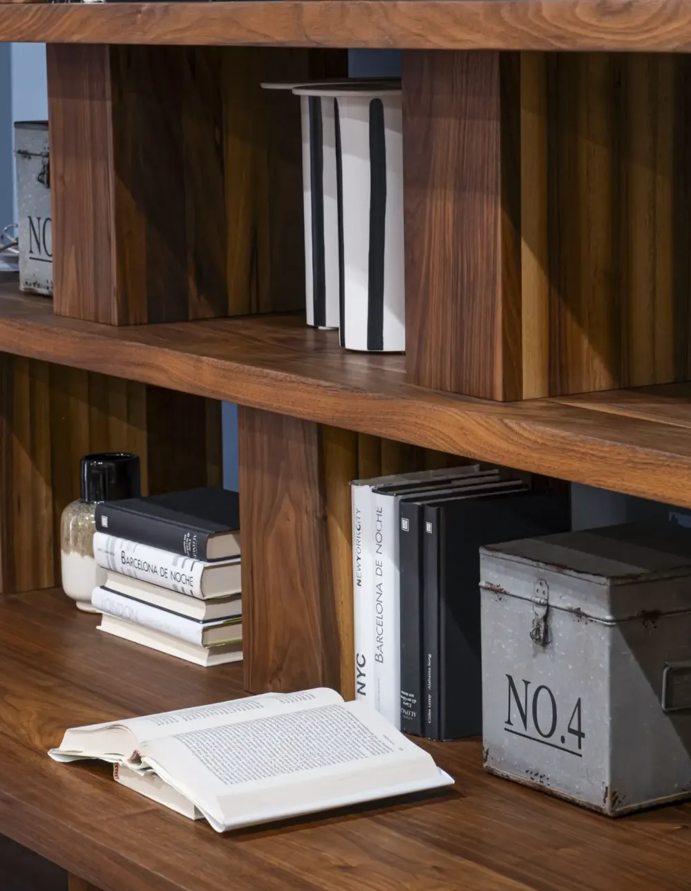 Libreria modello Bookshelf di a prezzo riservato^Riva 1920 Online