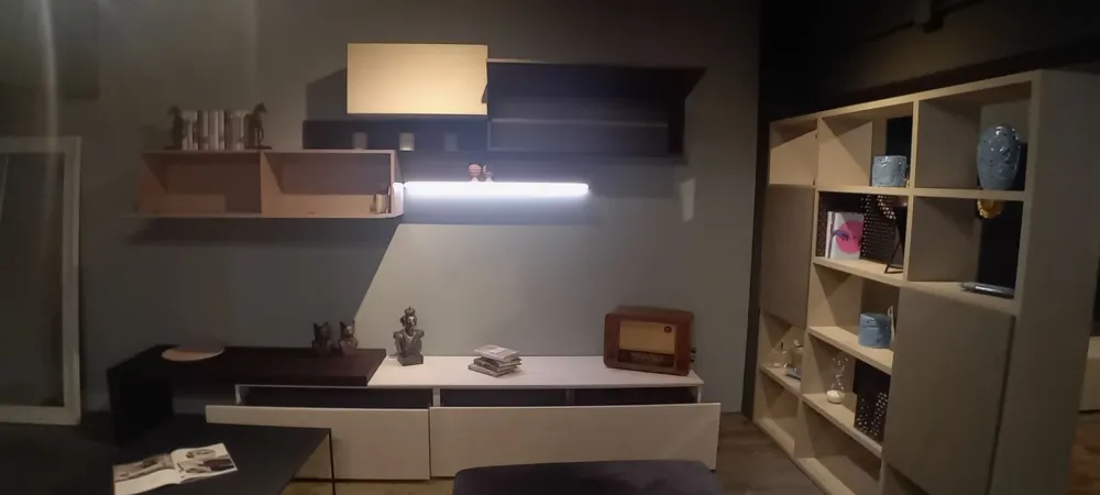 Libreria modello Kosmos di a prezzo scontato^Moretti Compact Camerette Best