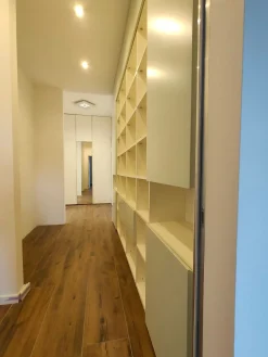 Libreria modello Se/00 di a prezzo scontato^Artigianale