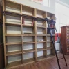 Libreria in legno a prezzo scontato: scopri Liberai in vero legno con scala in stile industrial^Outlet Etnico Online