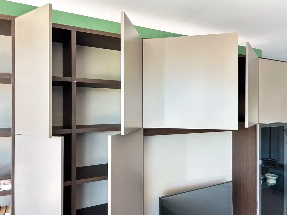 Libreria in laccato opaco scontata -35%: scopri Libreria lineare a muro^Tomasella Hot