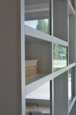 Sale Libreria Weightless di : richiedi il prezzo riservato Librerie