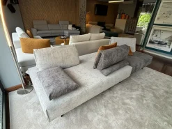 Artigianale Lineare tessuto modello Divano di design abbraccio con pouf di- Divani