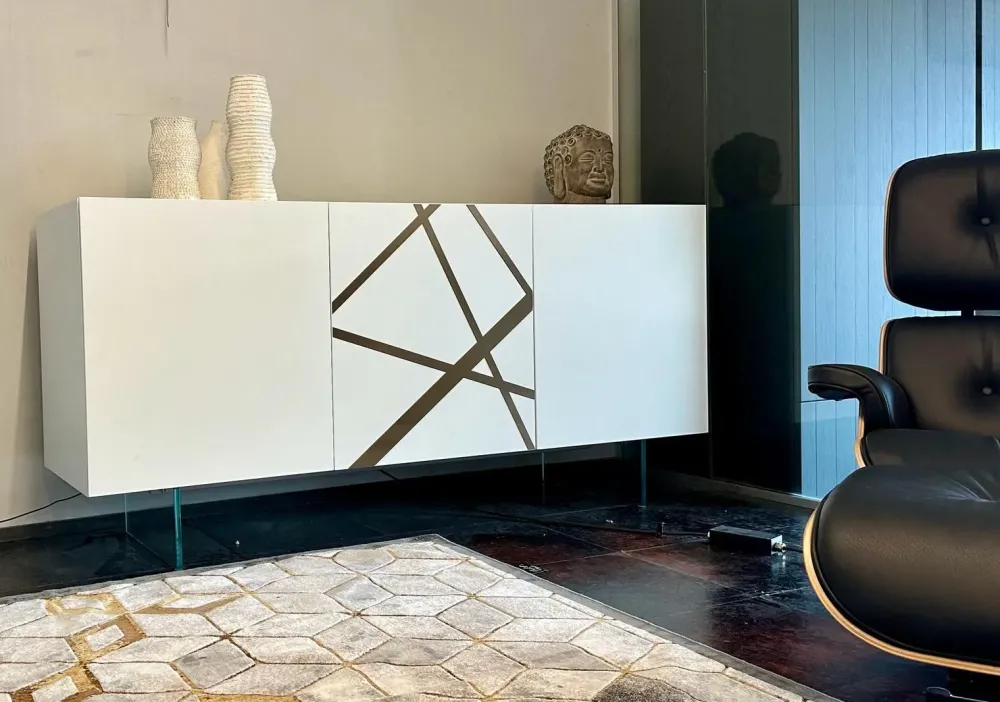 Madia 555 di con forte sconto^Voltan Outlet