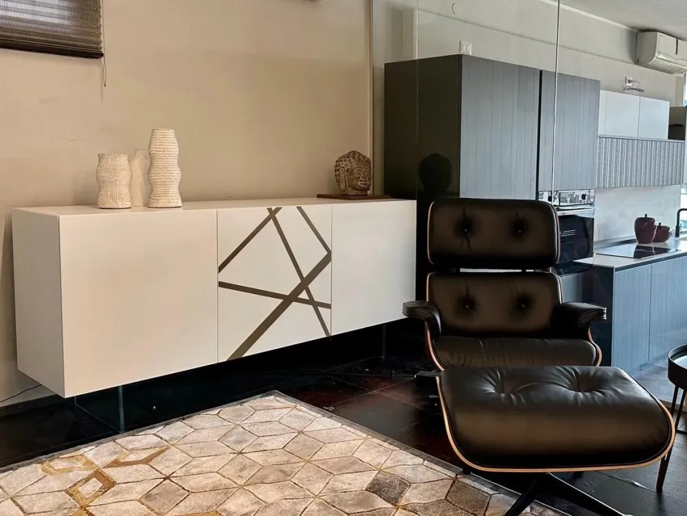 Madia 555 di con forte sconto^Voltan Outlet