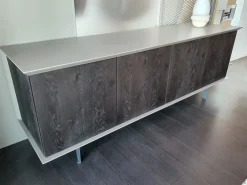 Ozzio Madia Brera in stile moderno di in Offerta Outlet- Madie