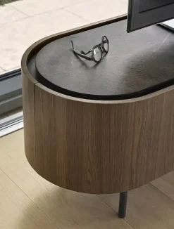 Clearance Madia di in legno Lake a prezzo riservato Madie