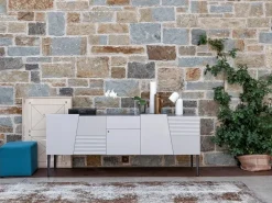 Devina Nais Madia di in legno Madia zero.16 con decoro a prezzo riservato- Madie