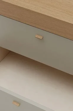 Forme’s Madia di in legno F2/form line 402 con pensili a prezzo riservato- Madie