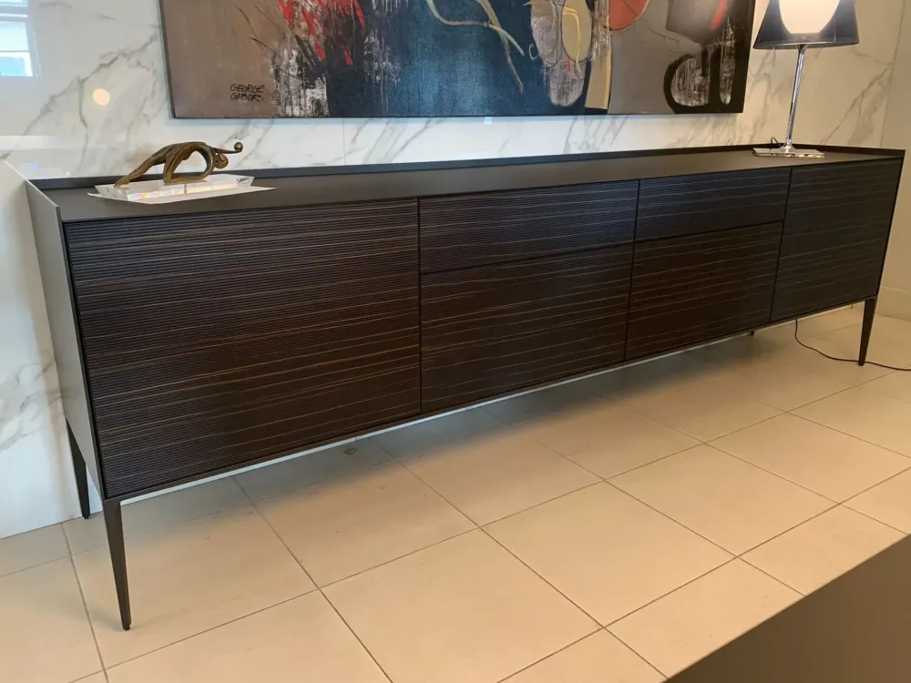 Rimadesio Madia di in laccato opaco Self bold a prezzo riservato- Madie