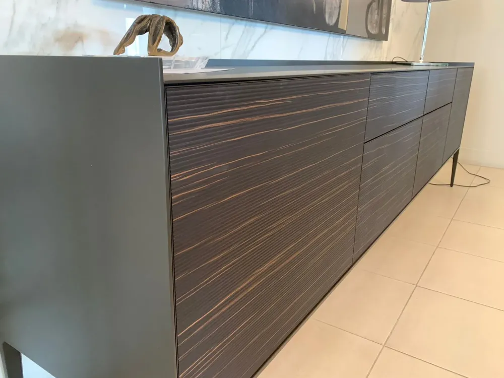 Rimadesio Madia di in laccato opaco Self bold a prezzo riservato- Madie