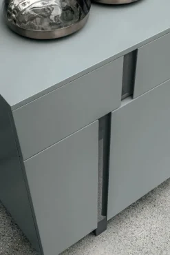 Clearance Madia di in laccato opaco Athena a prezzo riservato Madie