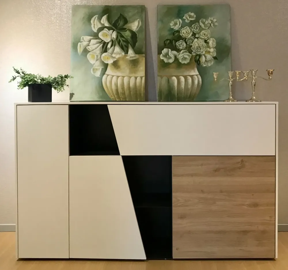 Madia Diagonal in stile moderno di in Offerta Outlet^Tomasella Best