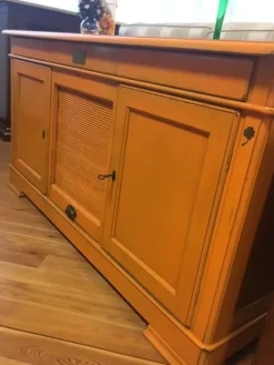 Madia in stile classico Credenzina bassa i quadrifogli di in Offerta Outlet^Artigianale Online