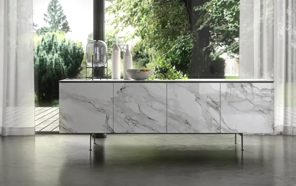 New Madia in stile design Armor di in Offerta Outlet Madie