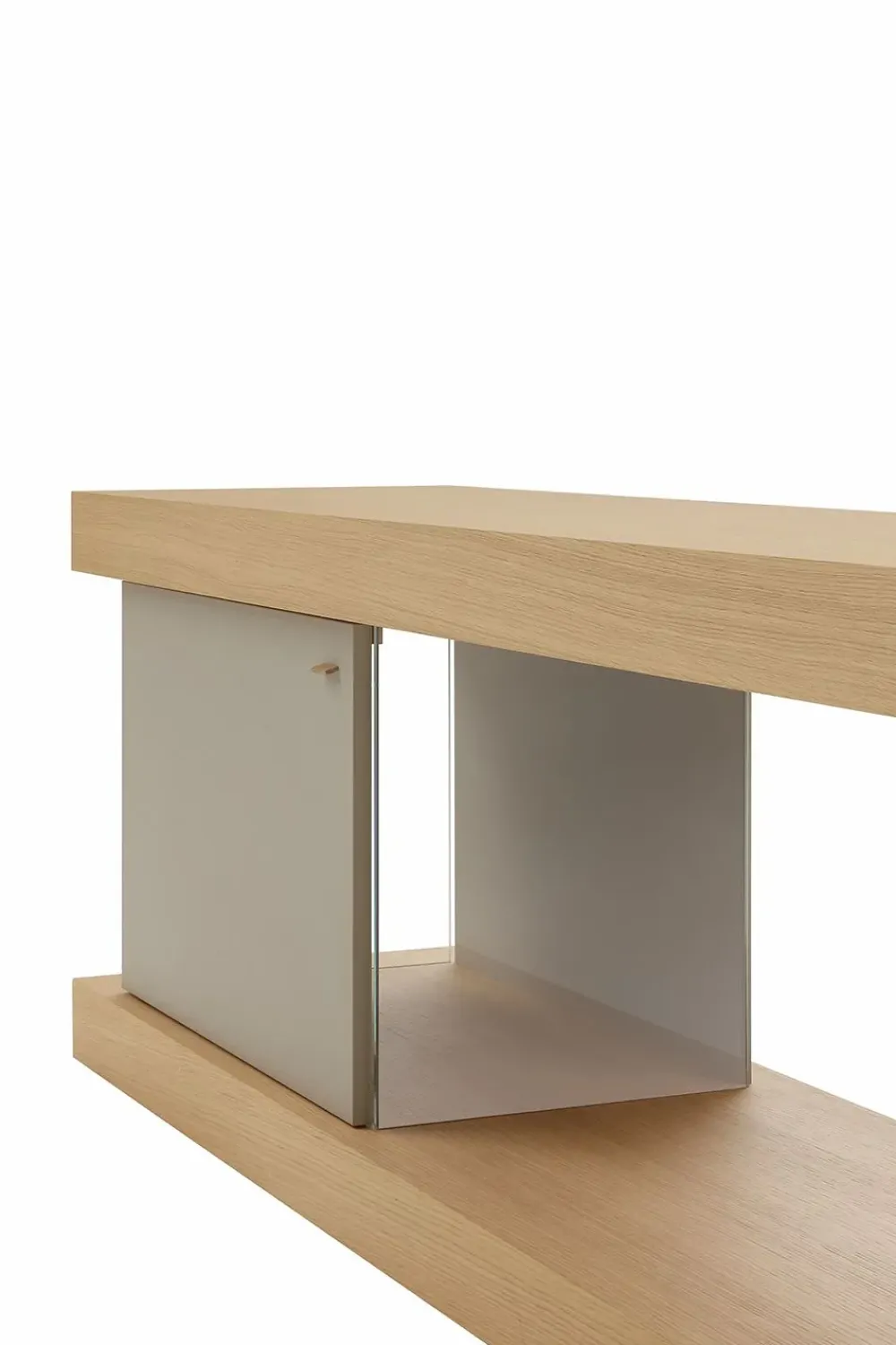 New Madia in stile design F2/form line 101 di in Offerta Outlet Madie