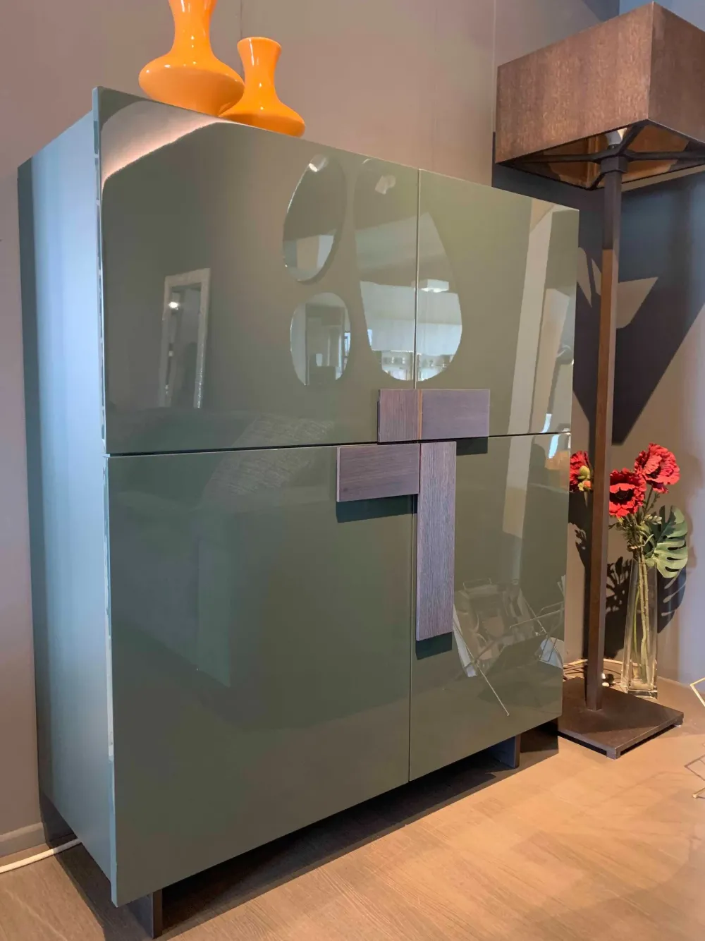 Madia in stile design Ginevra di a prezzo scontato Madie