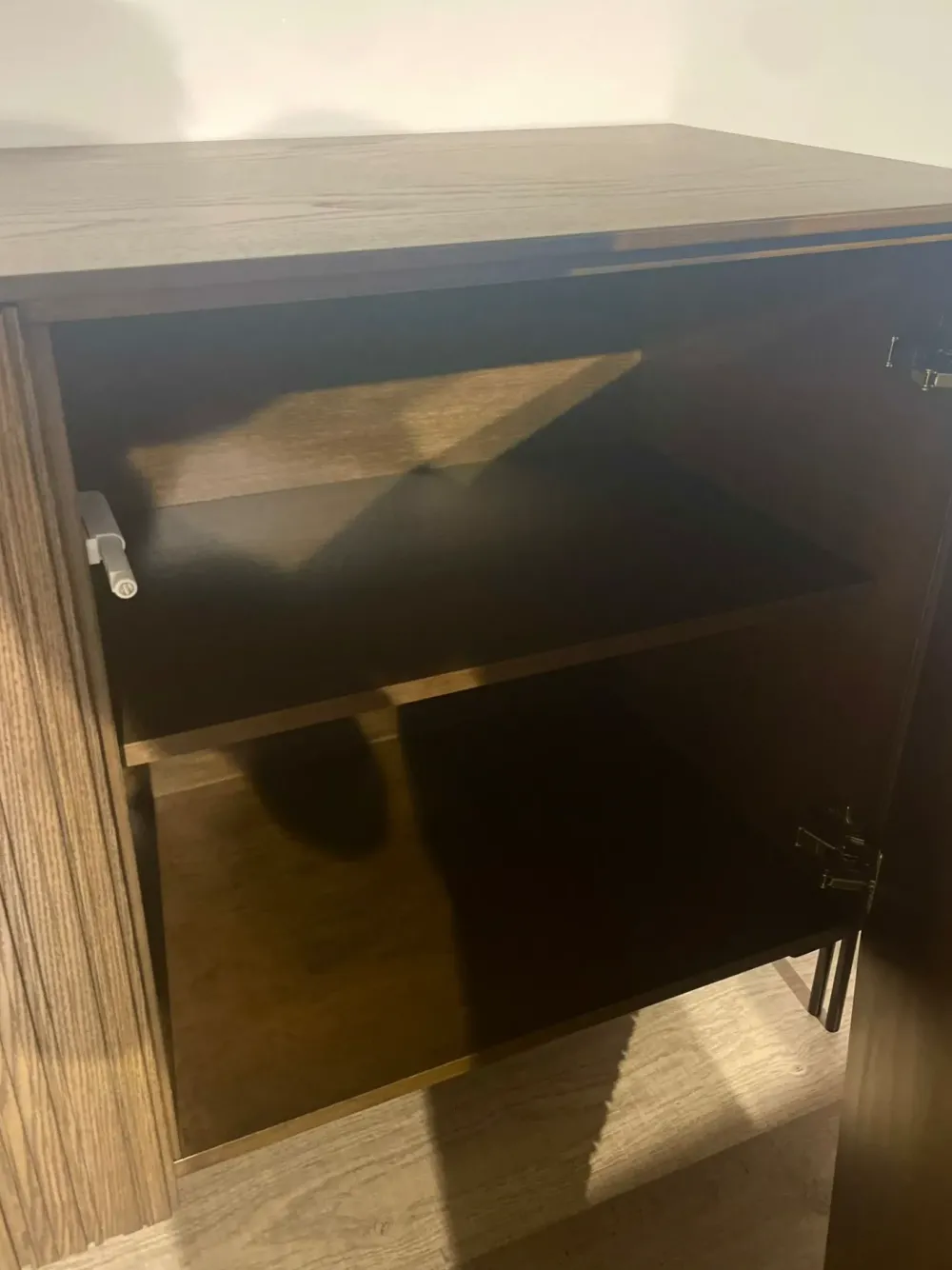 Madia in stile design Madia di scontata^Artigianale Clearance