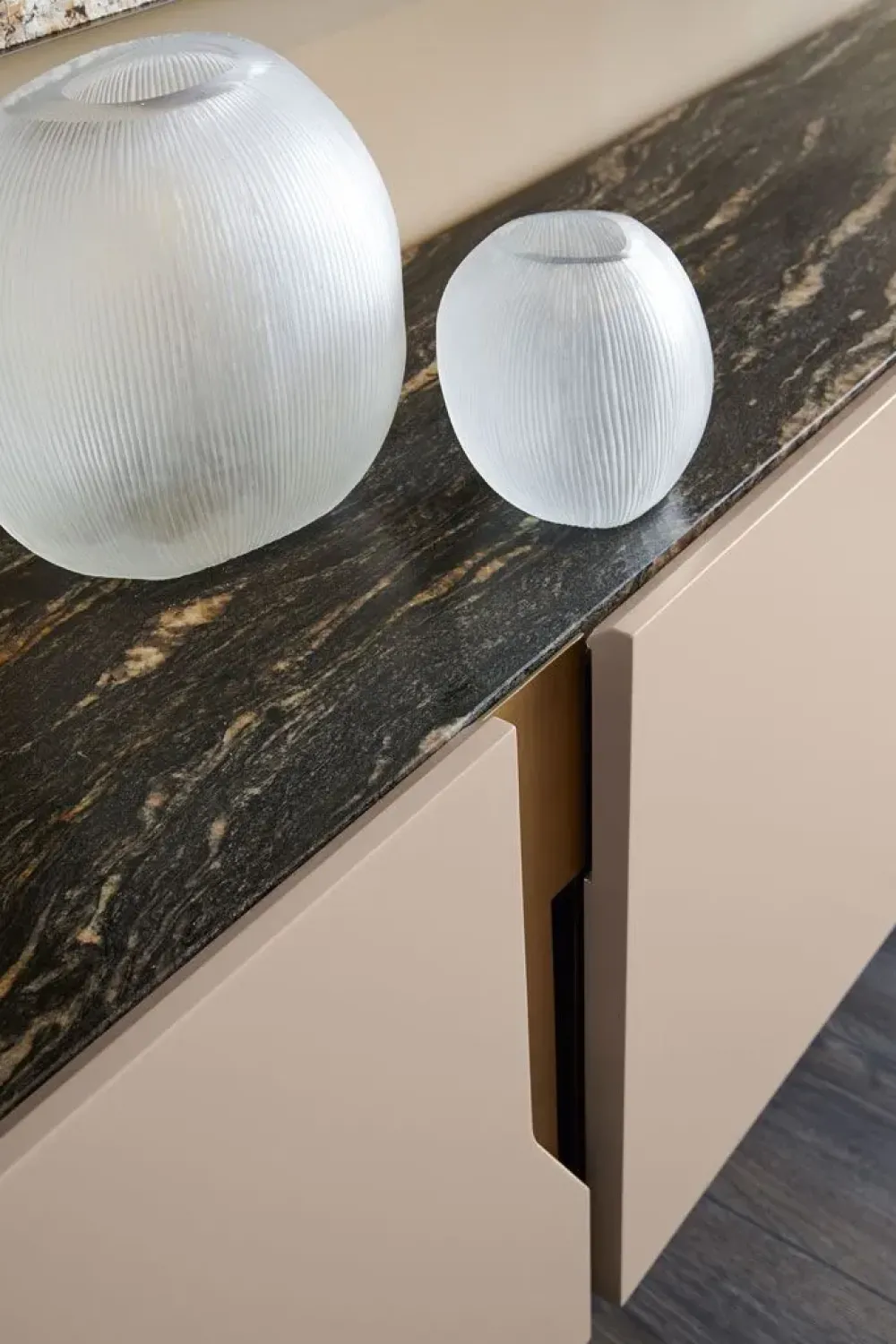 Cantori Madia in stile design Mirage di in offerta- Madie