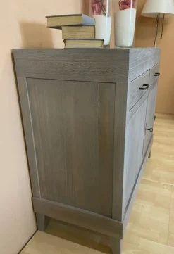 New Madia in stile moderno Frida di in Offerta Outlet Madie