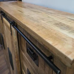 Outlet Etnico Madia in stile moderno Mobile newport 5 cassetti 2 ante scorrevoli di a prezzo scontato- Madie