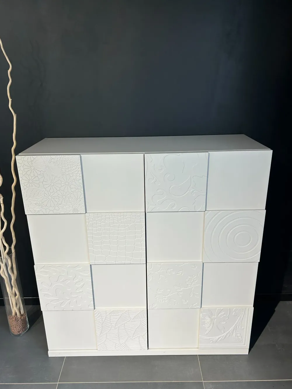 Madia in stile moderno Quadro di a prezzo Outlet Madie