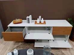 Online Madia Incontro di a prezzi convenienti Madie