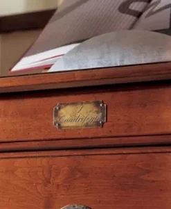 Artigianale Madia modello Modello quadrifogli di in Offerta Outlet- Madie