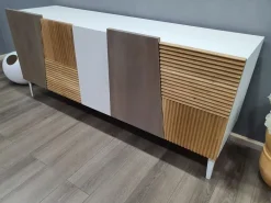 Madia Zero.16 di in stile moderno in Offerta Outlet^Devina Nais Hot