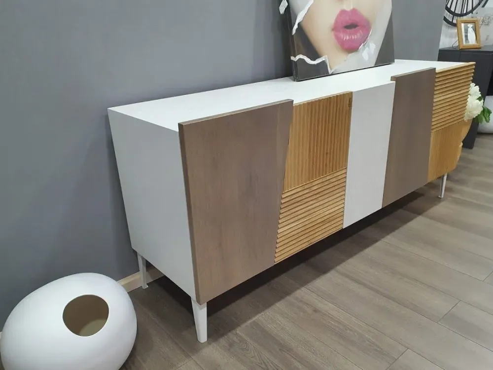 Madia Zero.16 di in stile moderno in Offerta Outlet^Devina Nais Hot