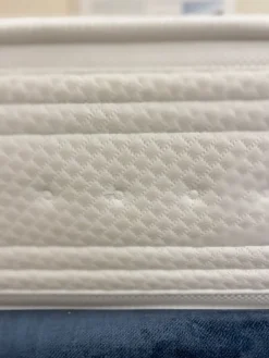 Doimo Armonie del sonno Materasso Sinfonia 700 con forte sconto- Materassi